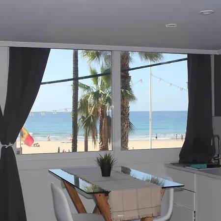 Frente Al Mar, Moderno Con Aire Acondicionado, Parking Y Free Wi-fi Apartamento Benidorm