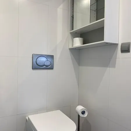 Frente Al Mar, Moderno Con Aire Acondicionado, Parking Y Free Wi-fi * Benidorm