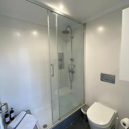 Torre Yago Primera Linea Playa Con Wi-fi & Ac בנידורם