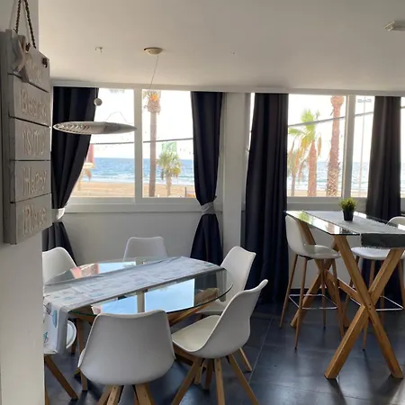 Torre Yago Primera Linea Playa Con Wi-fi & Ac דירה בנידורם