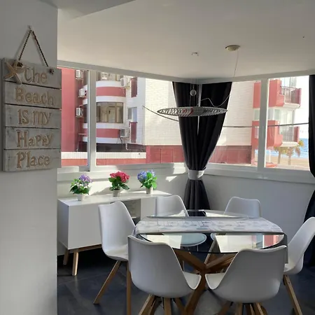 Frente Al Mar, Moderno Con Aire Acondicionado, Parking Y Free Wi-fi * Benidorm