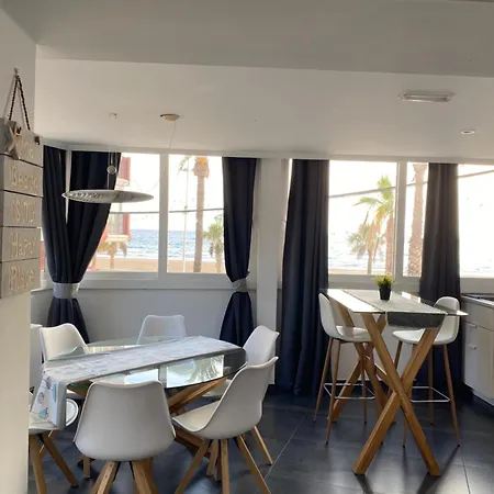 Frente Al Mar, Moderno Con Aire Acondicionado, Parking Y Free Wi-fi Benidorm