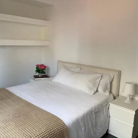 Apartamento Frente Al Mar, Moderno Con Aire Acondicionado, Parking Y Free Wi-fi