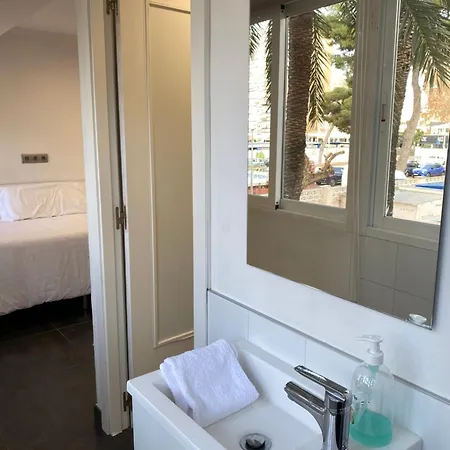 Frente Al Mar, Moderno Con Aire Acondicionado, Parking Y Free Wi-fi Apartamento